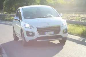 Peugeot 3008 HYbrid4: prova su strada