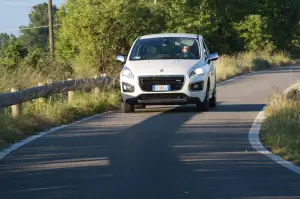 Peugeot 3008 HYbrid4: prova su strada