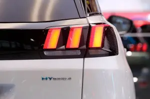 Peugeot 3008 Hybrid4 - Salone di Parigi 2018