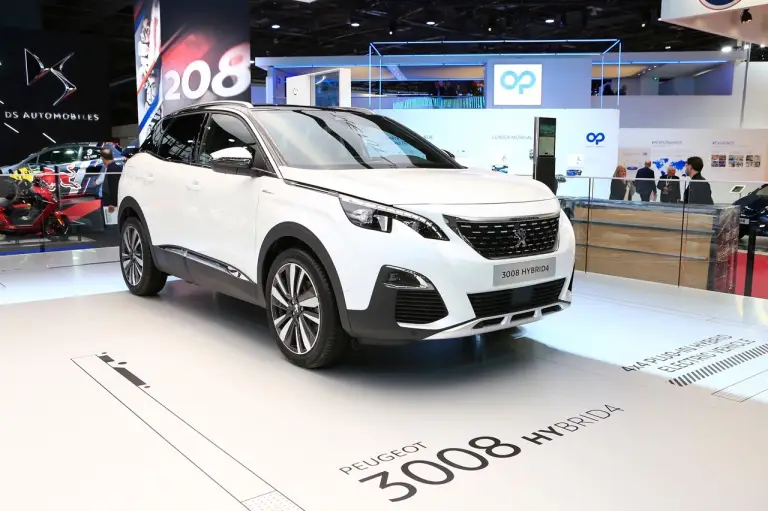 Peugeot 3008 Hybrid4 - Salone di Parigi 2018 - 3