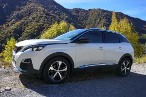 Peugeot 3008 Prova su strada 2017 - 9