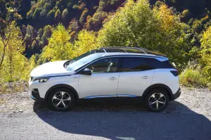 Peugeot 3008 Prova su strada 2017 - 36