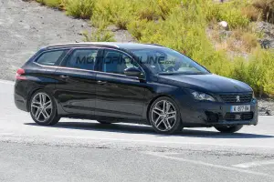 Peugeot 308 2017 - Foto spia 20-09-2016 - 10