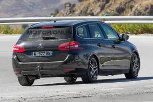 Peugeot 308 2017 - Foto spia 20-09-2016 - 15