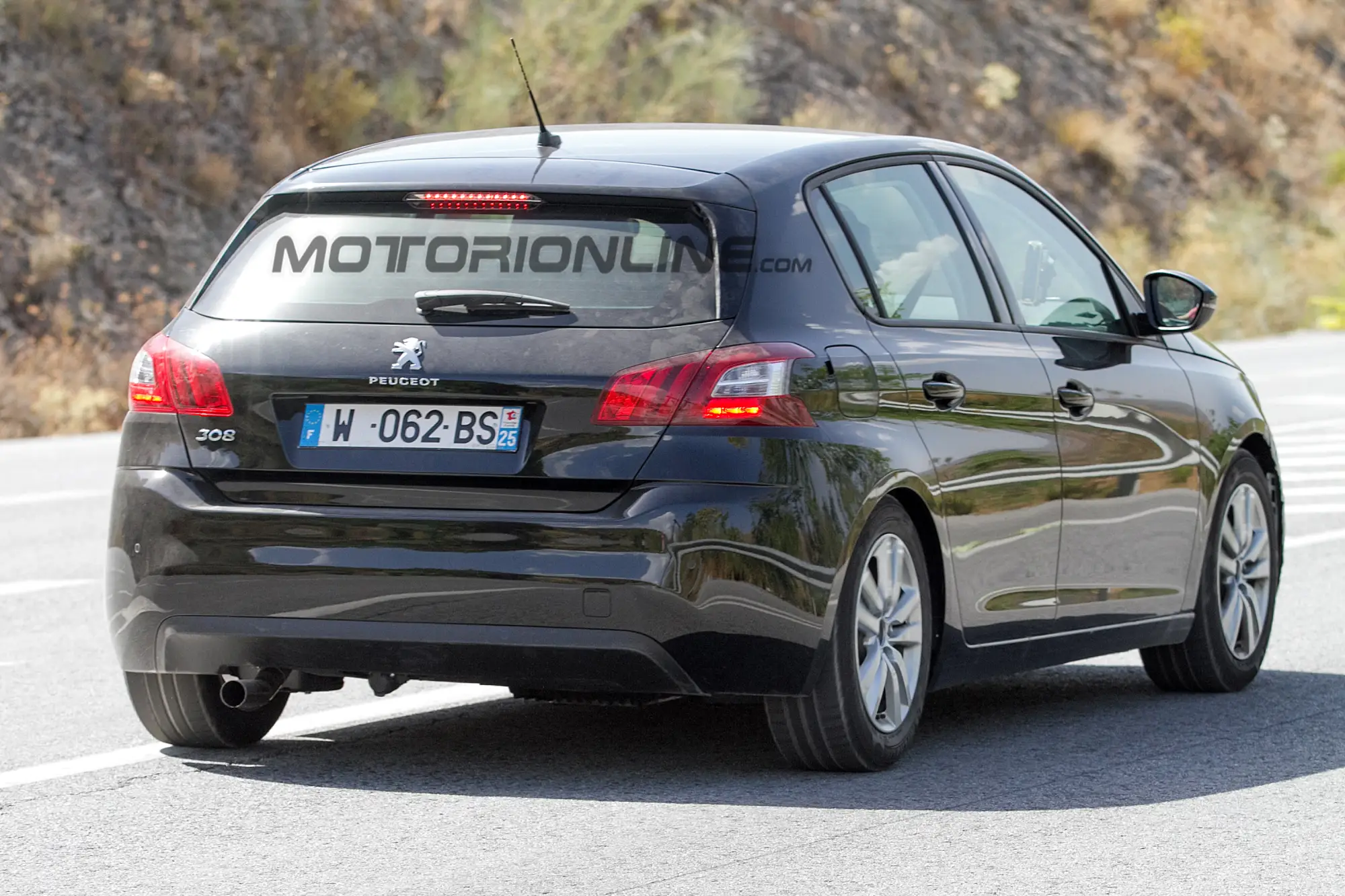 Peugeot 308 2017 - Foto spia 20-09-2016 - 5