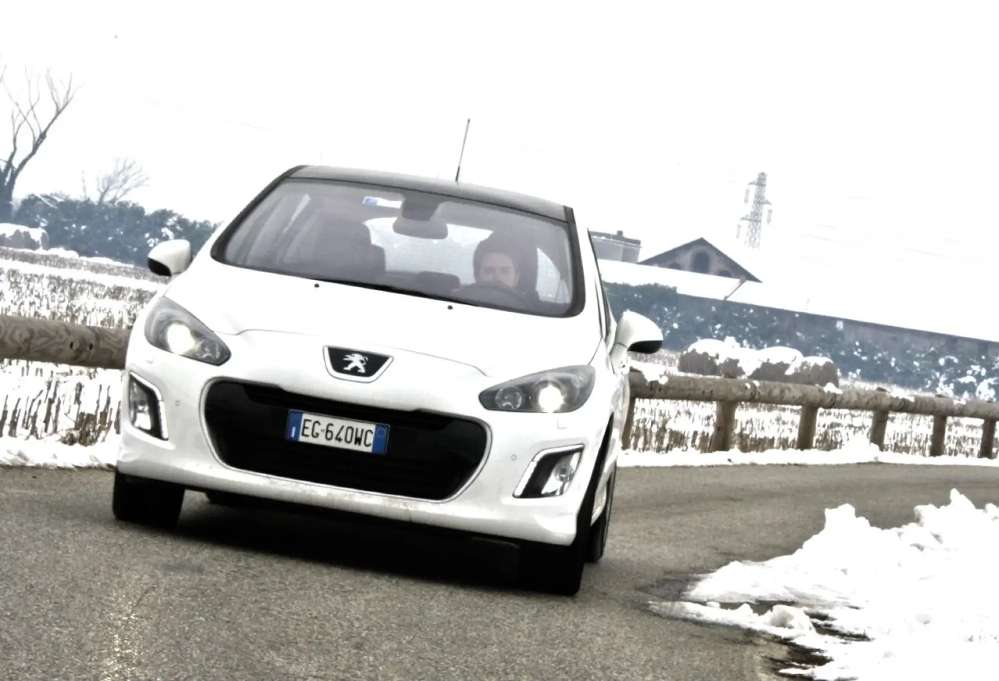 Peugeot 308 e-HDi Prova su Strada - 40