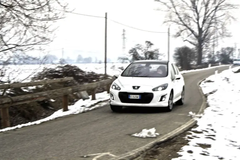 Peugeot 308 e-HDi Prova su Strada - 44