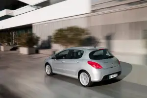 Peugeot 308 facelift 2011 - 7