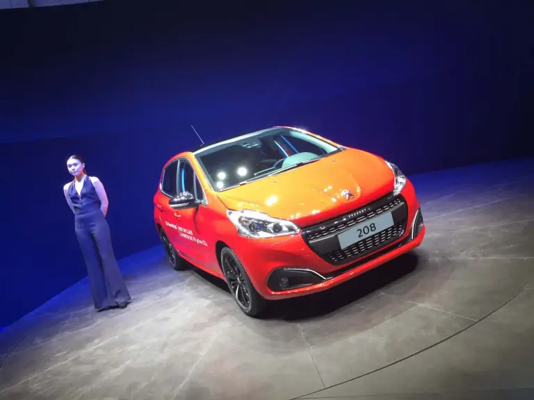 Peugeot 208 Facelift - Salone di Ginevra 2015 - 1