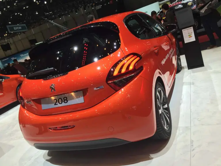 Peugeot 208 Facelift - Salone di Ginevra 2015 - 6