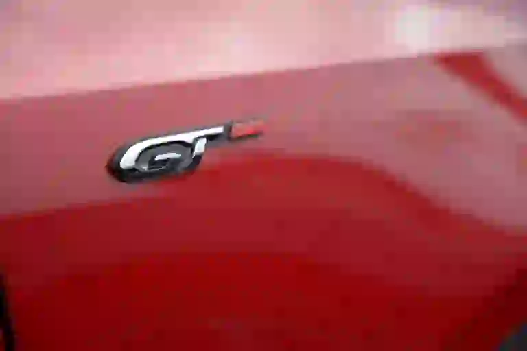 Peugeot 308 GT MY 2018  - 4