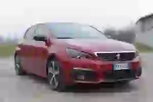 Peugeot 308 GT MY 2018  - 15