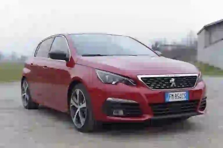 Peugeot 308 GT MY 2018  - 15