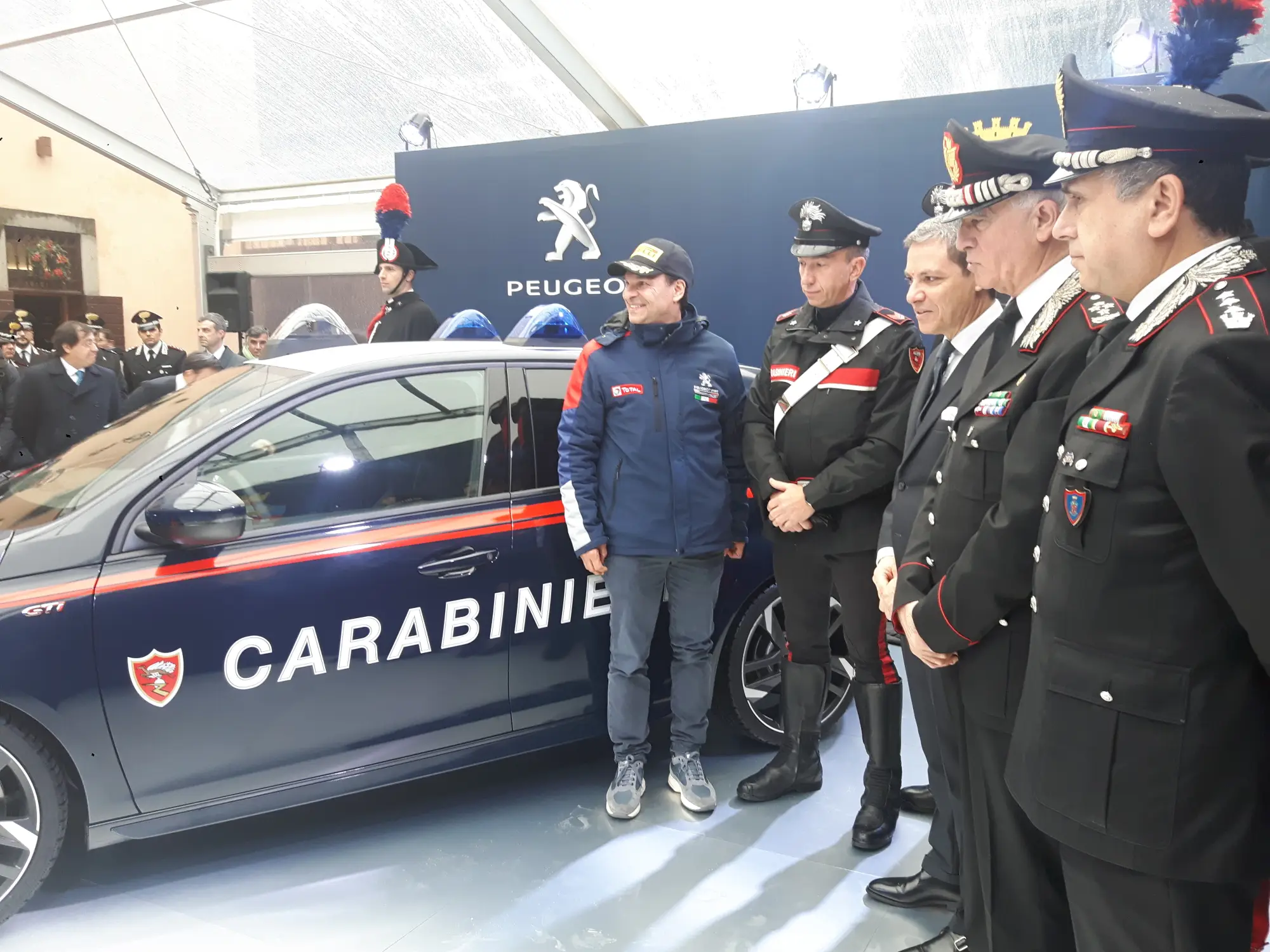 Peugeot 308 GTi Arma dei Carabinieri - 9