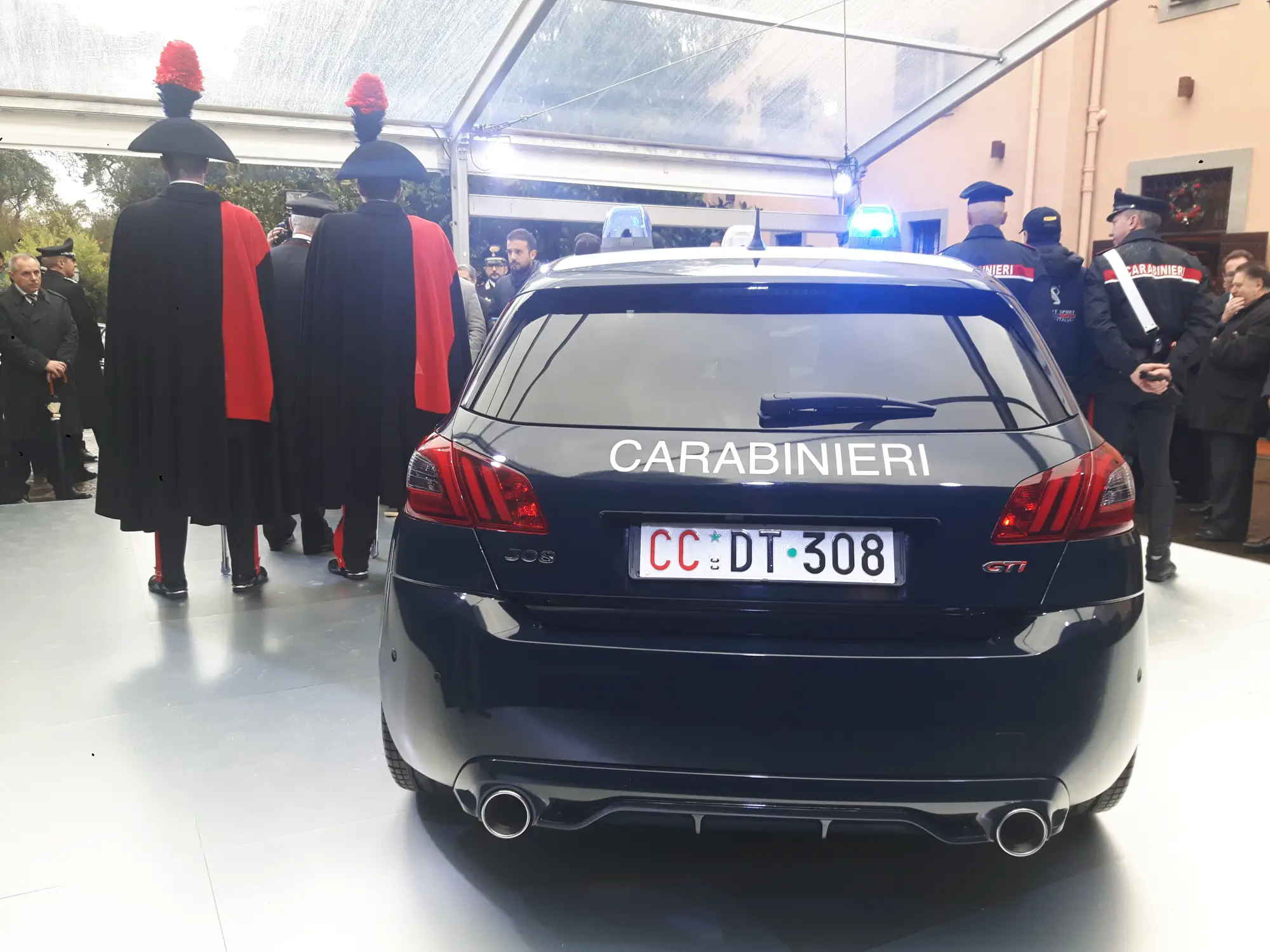 Peugeot 308 GTi Arma dei Carabinieri - 14