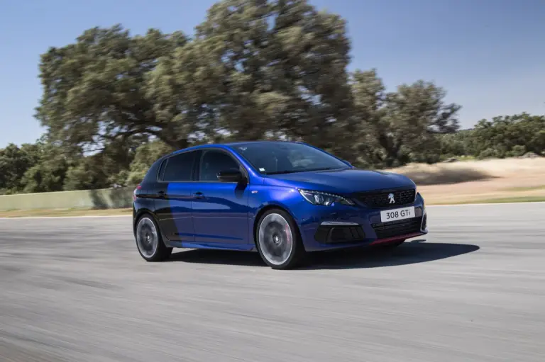 Peugeot 308 GTi by Peugeot Sport 2018 - Test drive - 8