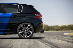 Peugeot 308 GTi by Peugeot Sport 2018 - Test drive - 13