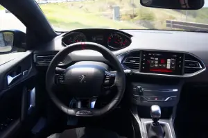 Peugeot 308 GTi - Prova su strada 2016