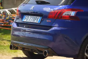 Peugeot 308 GTi - Prova su strada 2016