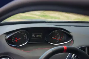 Peugeot 308 GTi - Prova su strada 2016