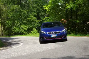 Peugeot 308 GTi - Prova su strada 2016