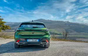 Peugeot 308 Hybrid Langhe, Monferrato e Roero - Foto - 4