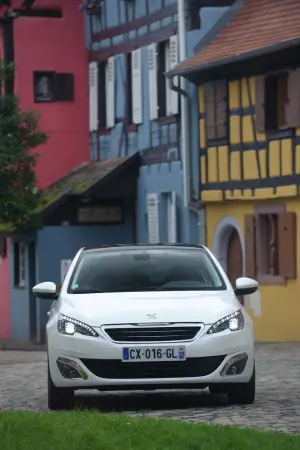 Peugeot 308 Primo Contatto