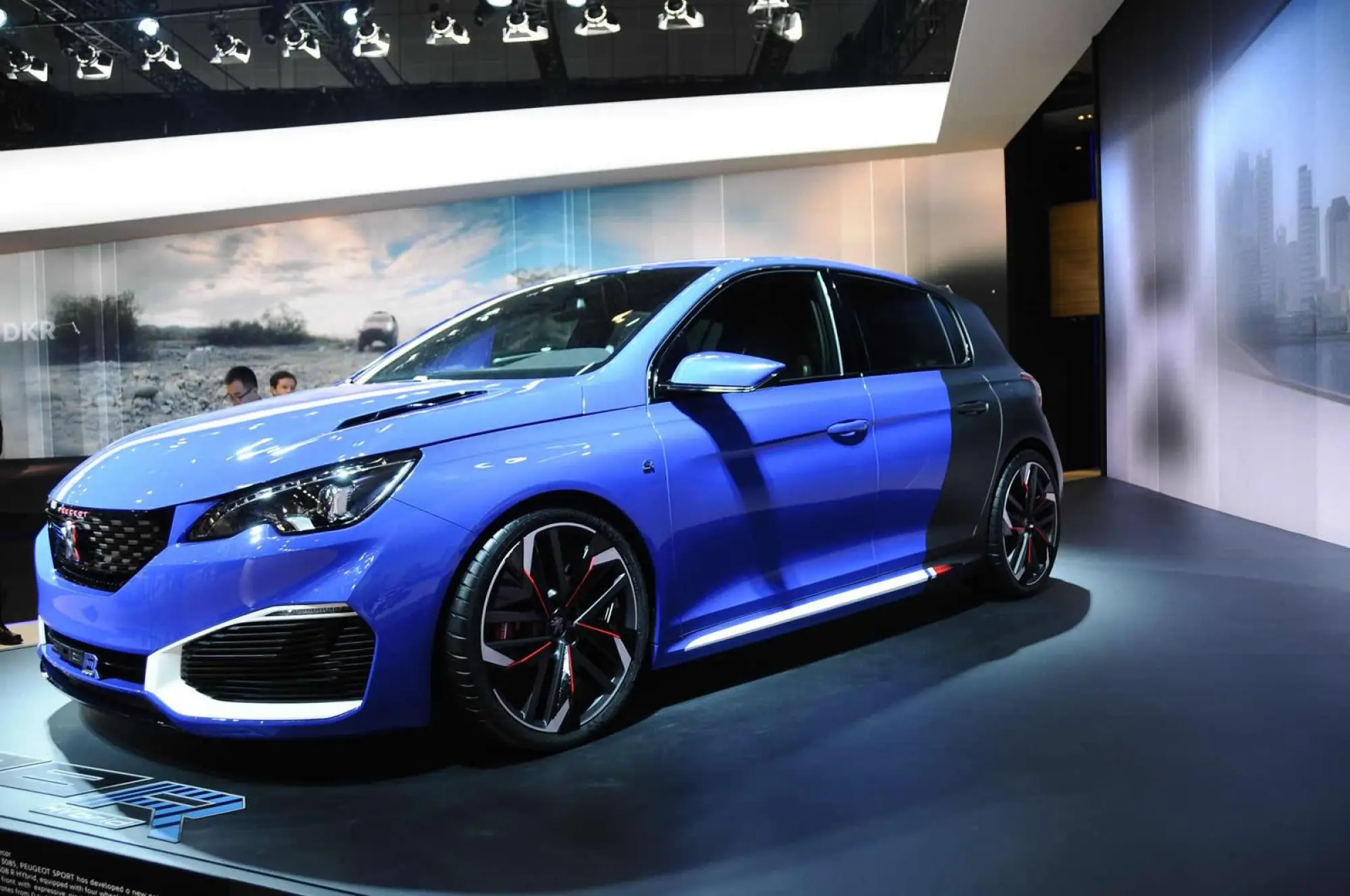 Peugeot 308 R Hybrid Concept - Salone di Shanghai 2015 - 7