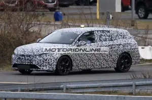 Peugeot 308 SW - Foto spia 24-2-2021