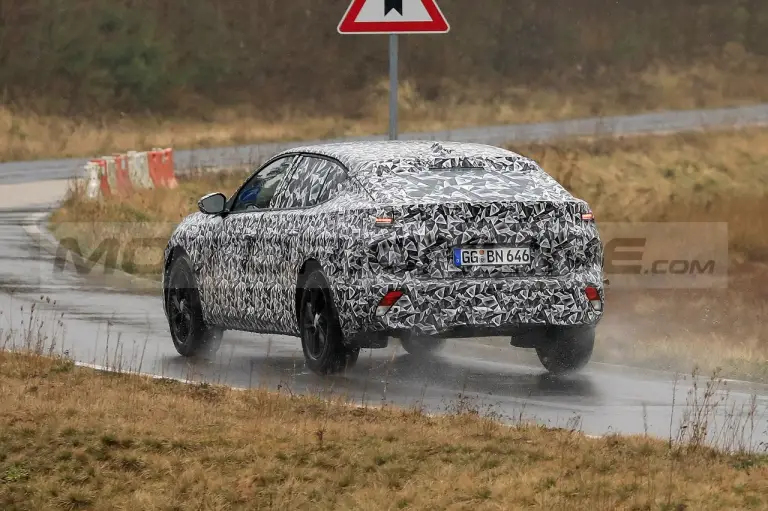 Peugeot 4008 2023 - Foto Spia 17-03-2022 - 19