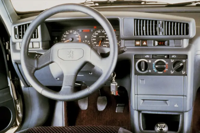 Peugeot 405 Mi16 - 1987 - 4