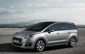 Peugeot 5008 MY 2014 - 1