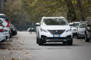 Peugeot 5008 - Prova su strada 2017