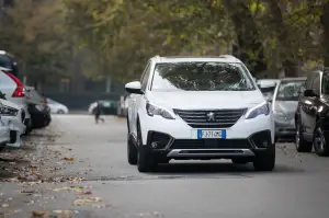 Peugeot 5008 - Prova su strada 2017