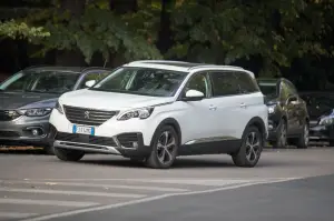 Peugeot 5008 - Prova su strada 2017