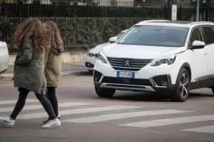 Peugeot 5008 - Prova su strada 2017