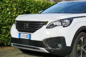 Peugeot 5008 - Prova su strada 2017