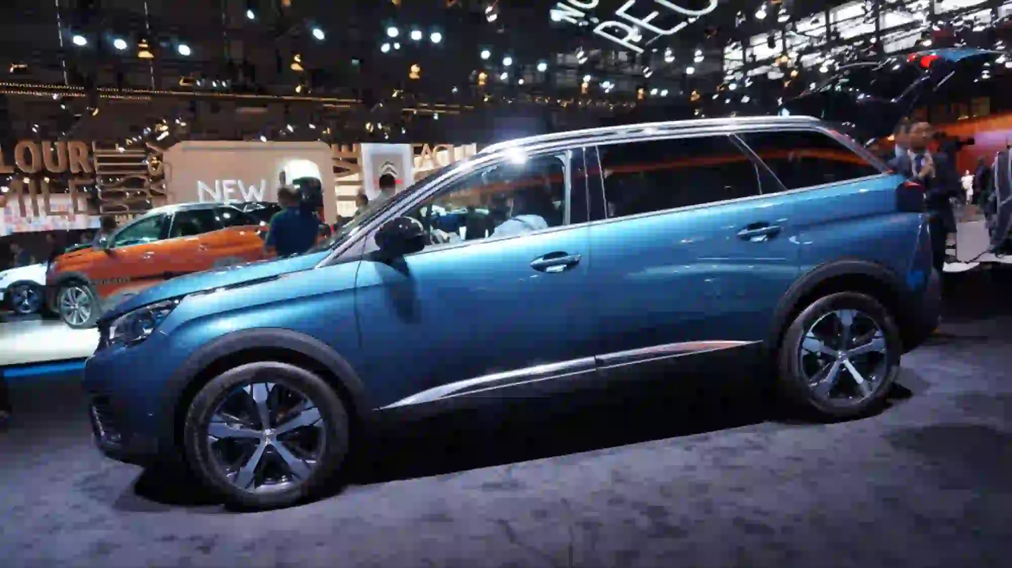 Peugeot 5008 - Salone di Parigi 2016 - 1