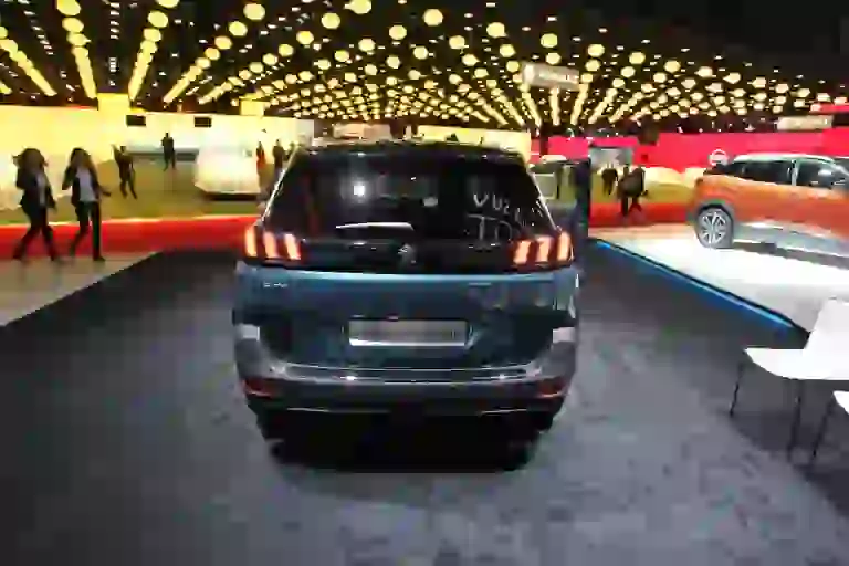 Peugeot 5008 - Salone di Parigi 2016 - 18