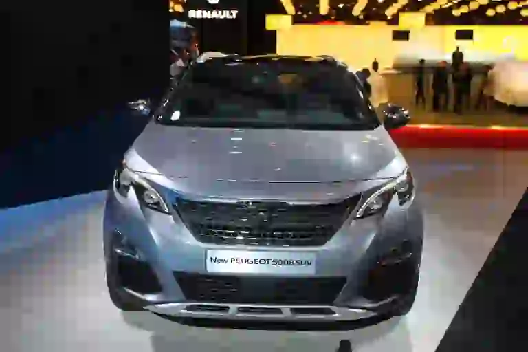 Peugeot 5008 - Salone di Parigi 2016 - 27