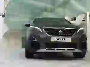 Peugeot 5008 - Test drive in anteprima