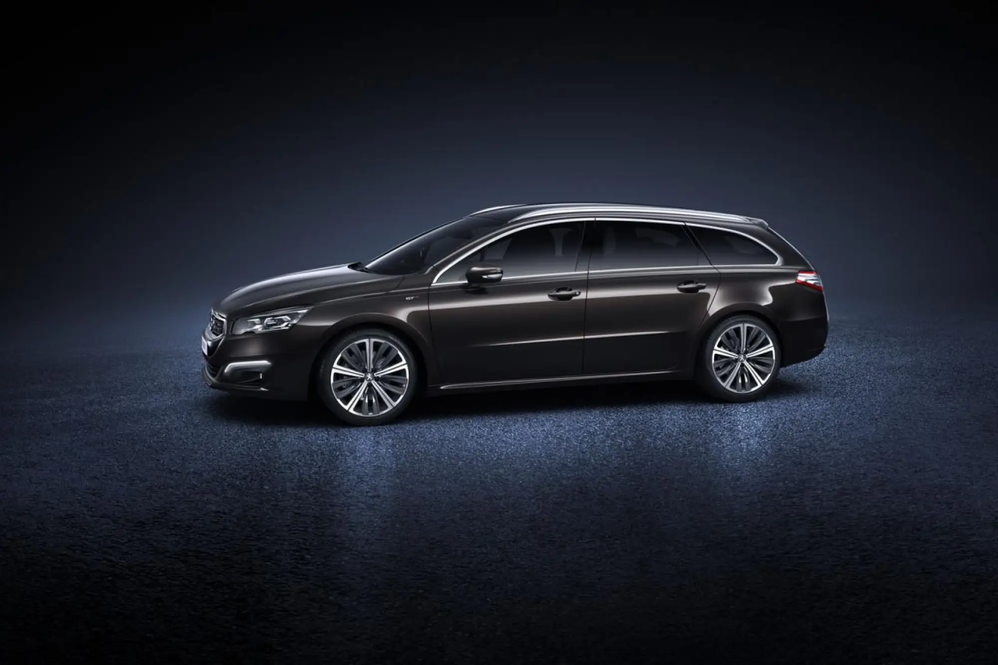 Peugeot 508 2015 - 32