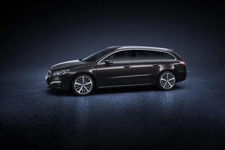 Peugeot 508 2015 - 32