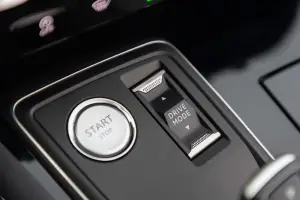 Peugeot 508 - Active Suspension Control 