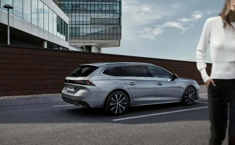 Peugeot 508 PureTech 130 EAT8 - 2