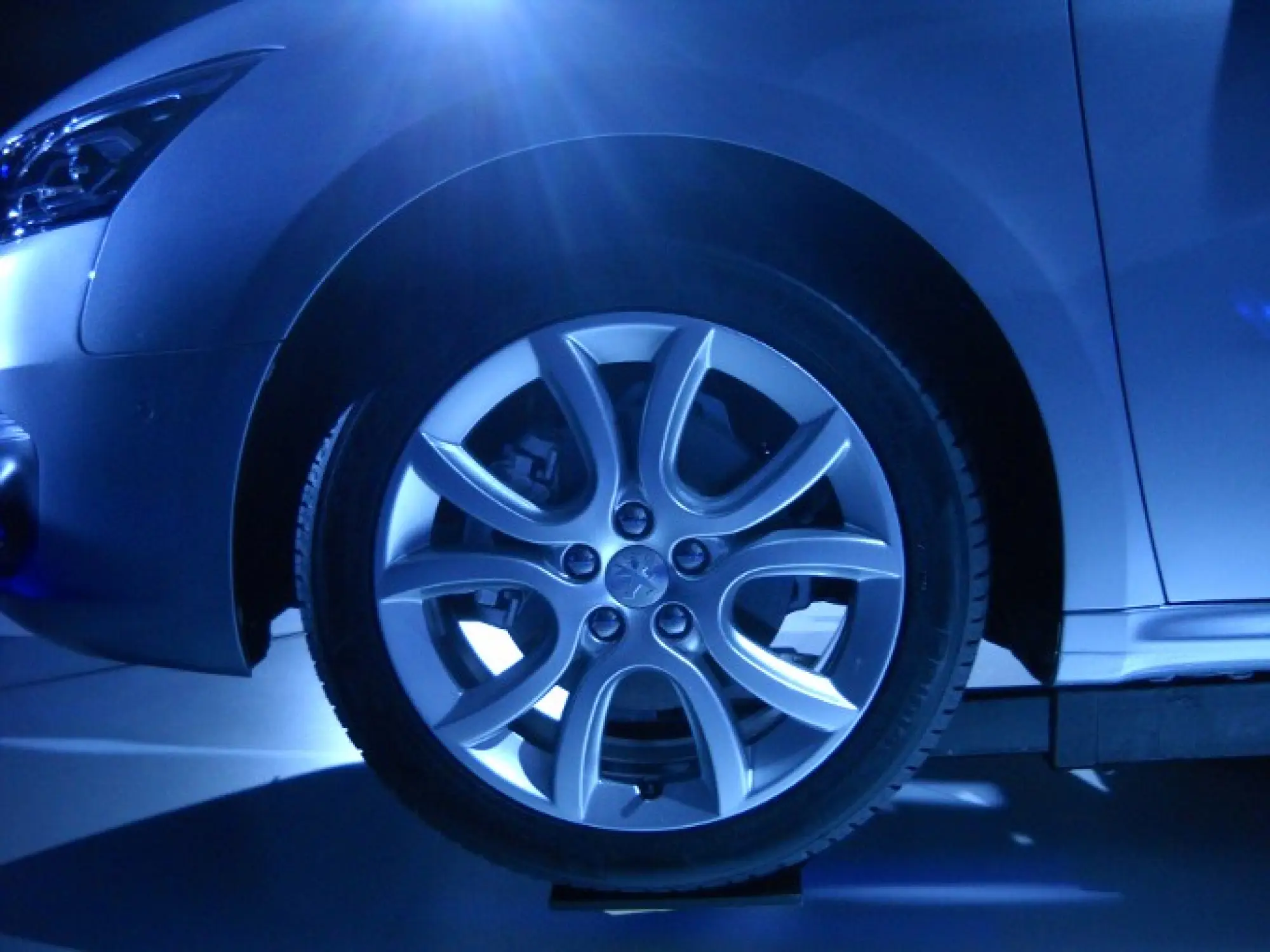 Peugeot 508 restyling presentazione Londra - 9