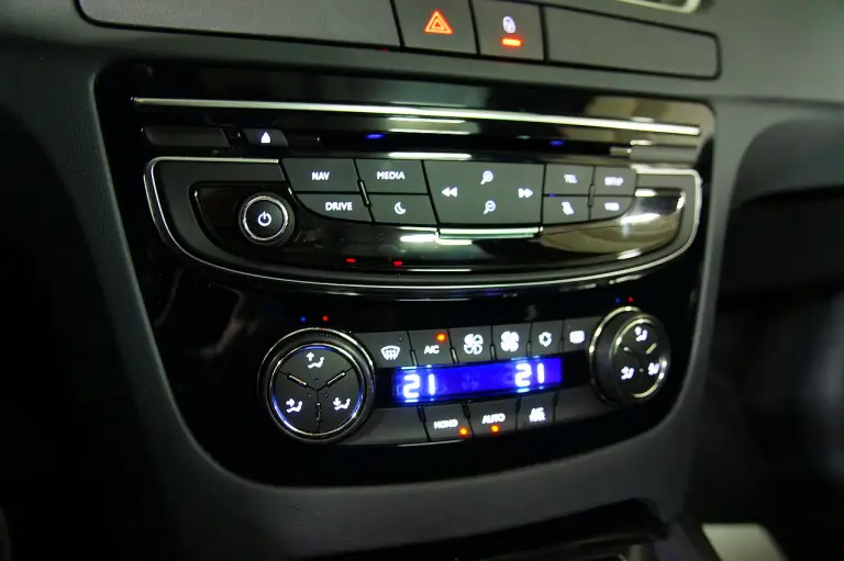 Peugeot 508 SW BlueHDI 150 CV prova su strada 2015 - 32