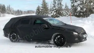 Peugeot 508 SW: foto spia e ipotesi