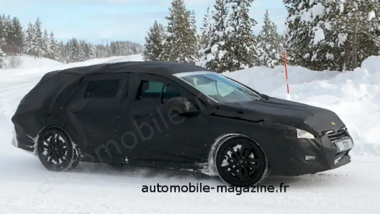 Peugeot 508 SW: foto spia e ipotesi - 2