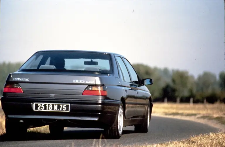 Peugeot 605 SV 24 - foto - 18